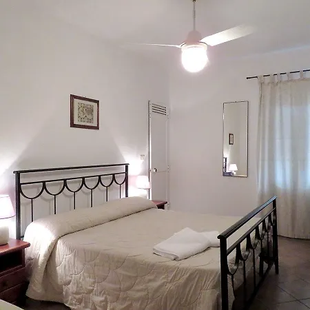 La Perla Отель Орбетелло